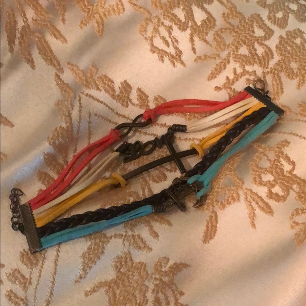 Multicolored leather bracelet